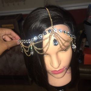 Faux diamond chandelier head piece!!